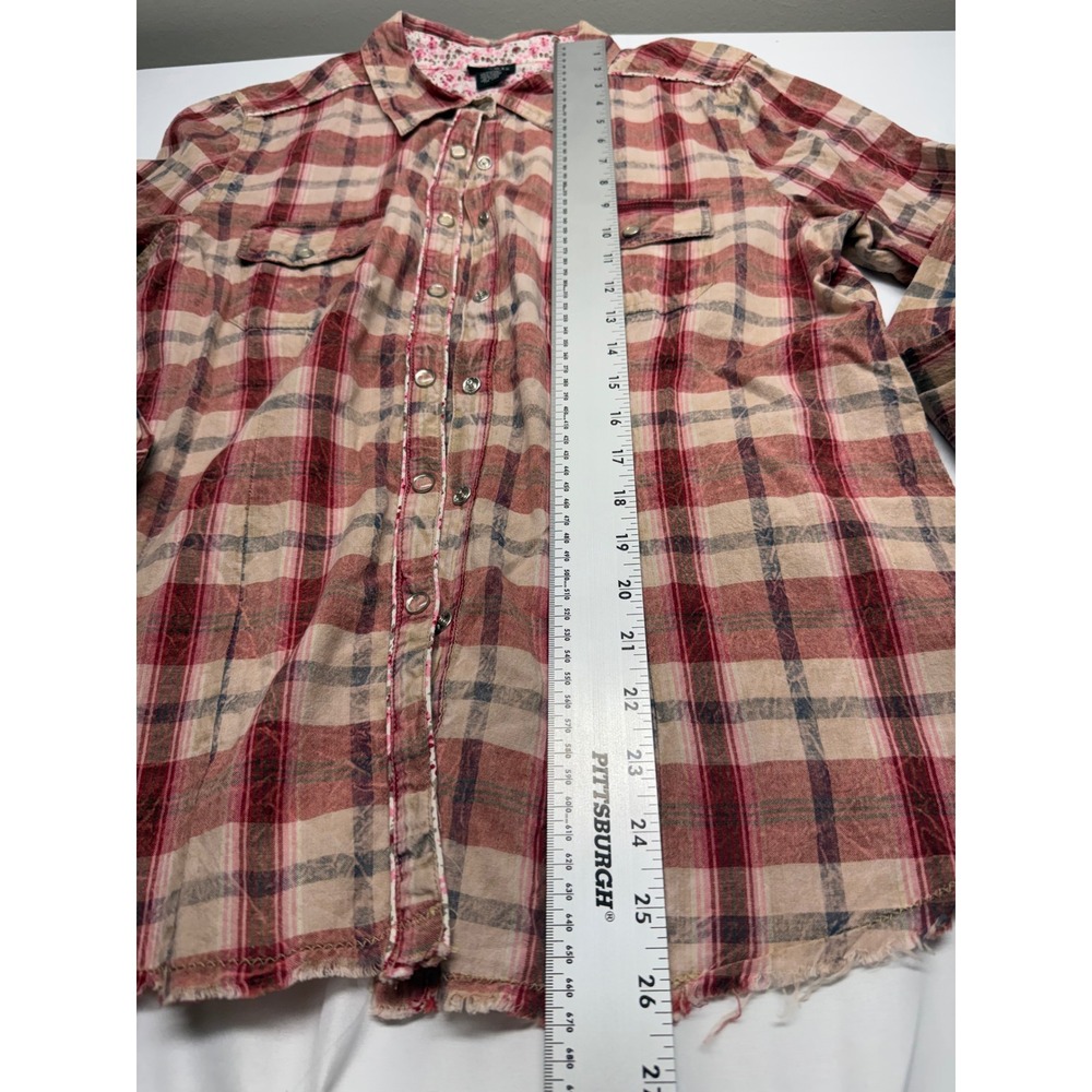 Rue21 Womens XL Red Tan Plaid Western Snap Front Frayed Hem Cotton Shirt - Picture 7 of 9